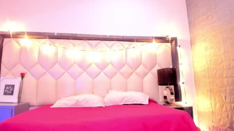 scarlethbigbug online show from 02-24-26, 11:41