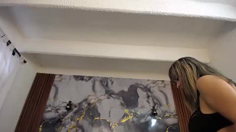 Scarleth online show from 12-04-25, 03:21