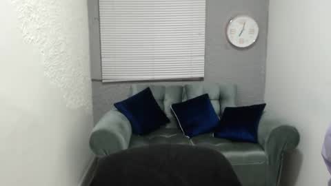 scarlethsexy69 online show from 11-18-25, 12:20