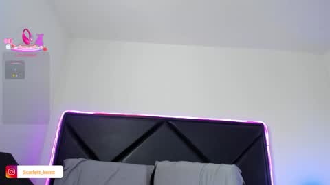 ScarletKent online show from 04-18-26, 07:51