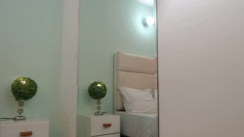 scarlet  online show from 03-14-26, 11:15