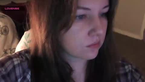 Snapshot of scarletmaroon chatting on 05-19-26, 05:58 ScarletMaroon online show from 05-19-26, 05:58