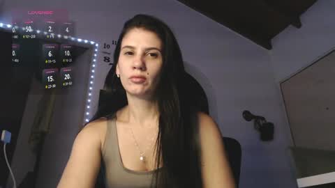 Snapshot of scarletmoons chatting on 03-31-26, 06:58 scarletmoons online show from 03-31-26, 06:58