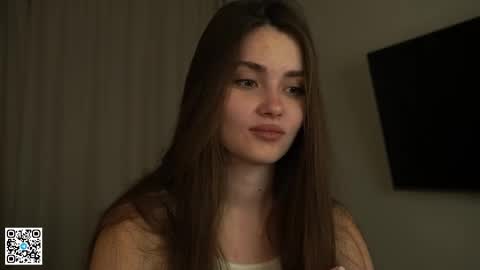 Snapshot of scarletmore chatting on 12-22-25, 08:39 Scarlet online show from 12-22-25, 08:39