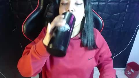 Snapshot of scarletqueen_bj chatting on 06-23-26, 02:59 scarletqueen_bj online show from 06-23-26, 02:59