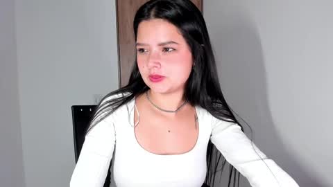 Snapshot of scarletrosee27 chatting on 01-31-25, 09:37 scarletrosee27 online show from 01-31-25, 09:37