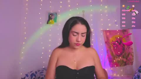 Snapshot of scarlett_00_ chatting on 06-11-26, 09:46 Scarlett Evans online show from 06-11-26, 09:46