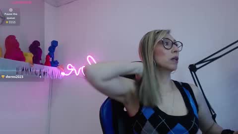 Scarlett online show from 11-20-25, 12:05