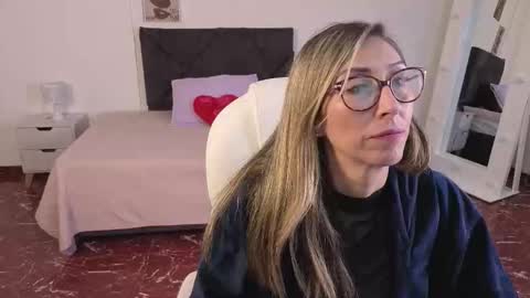 Scarlett online show from 03-24-26, 11:48