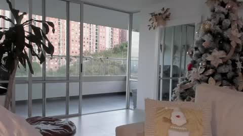 juli online show from 01-13-25, 10:35