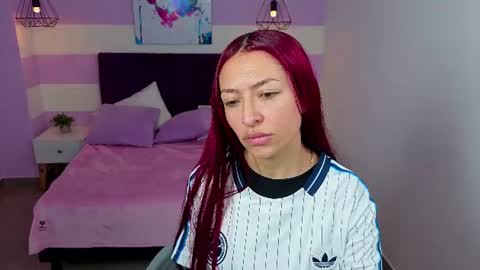 Snapshot of scarlett__bell chatting on 07-07-26, 12:20 Scarlett online show from 07-07-26, 12:20