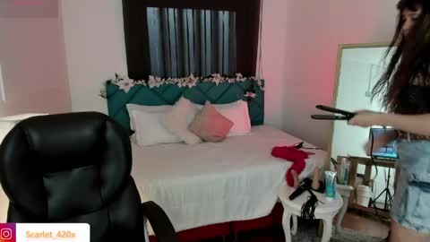 Scarlett online show from 05-20-26, 10:54
