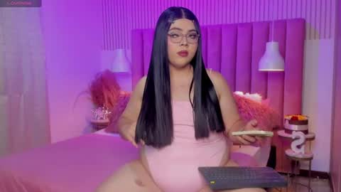 Snapshot of scarlett_dreamss7 chatting on 06-28-26, 10:54 Scarlett online show from 06-28-26, 10:54