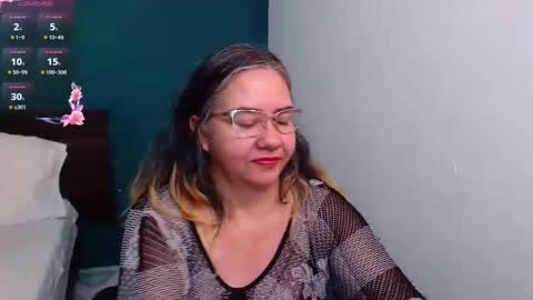 Scarlett  online show from 12-19-25, 02:51