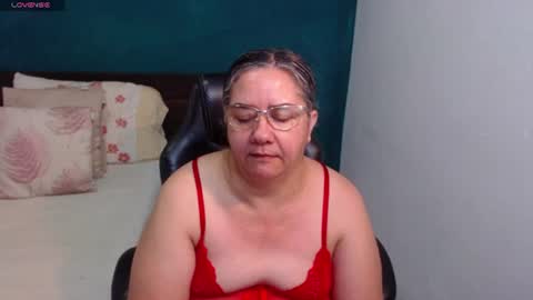Snapshot of scarlett_duboi1 chatting on 06-14-26, 10:23 Scarlett online show from 06-14-26, 10:23
