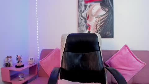  Scarlett  online show from 02-11-25, 05:40