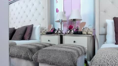 Snapshot of scarlett_leblanc_ chatting on 05-04-26, 11:50 scarlett_leblanc_ online show from 05-04-26, 11:50