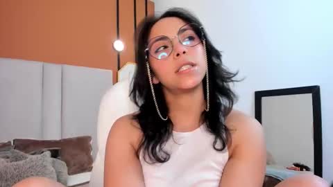 Scarllett online show from 11-30-25, 05:00