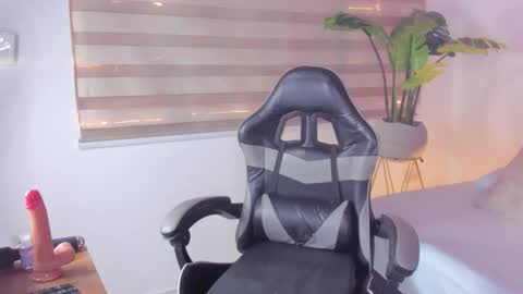 S C A  R L E T online show from 01-09-26, 12:19