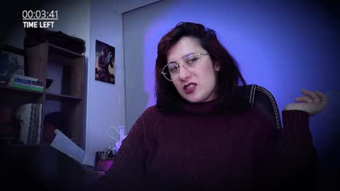 Snapshot of scarlett_sen chatting on 07-24-26, 03:10 Mistress Scarlett online show from 07-24-26, 03:10