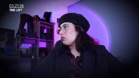 Snapshot of scarlett_sen chatting on 07-28-26, 01:21 Mistress Scarlett online show from 07-28-26, 01:21