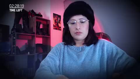 Snapshot of scarlett_sen chatting on 07-29-26, 02:15 Mistress Scarlett online show from 07-29-26, 02:15