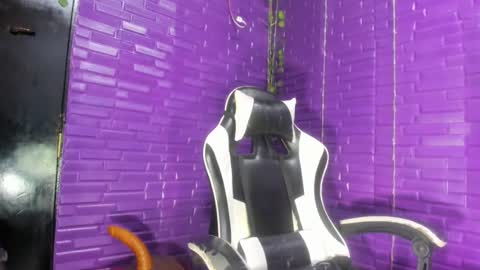 Snapshot of scarlett_sex_rs chatting on 07-25-26, 04:59 Scarlett online show from 07-25-26, 04:59
