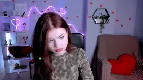 Snapshot of scarlett_silence_ chatting on 02-15-26, 10:14 Scarlett online show from 02-15-26, 10:14