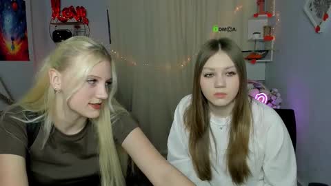 Snapshot of scarlett_silence_ chatting on 02-23-26, 09:28 Scarlett online show from 02-23-26, 09:28