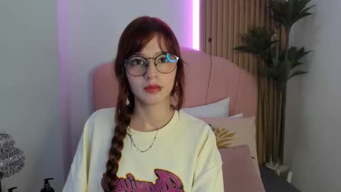 Snapshot of scarlett_smith_3 chatting on 12-20-25, 03:02 scarlett smith 3 online show from 12-20-25, 03:02