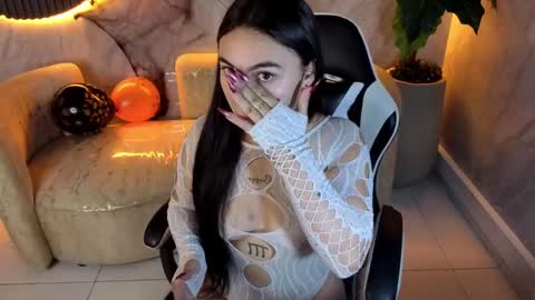 Scarlett online show from 10-13-25, 01:33