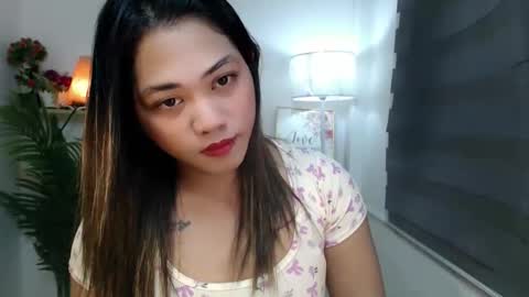 Snapshot of scarlett_sofia69 chatting on 09-23-25, 11:24 online show from 09-23-25, 11:24