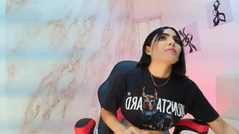 Snapshot of scarlett_vael chatting on 02-24-26, 02:04 Scarlett online show from 02-24-26, 02:04