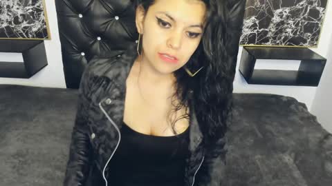 Snapshot of scarlett_w0lf chatting on 02-04-25, 03:36 Scarlett online show from 02-04-25, 03:36