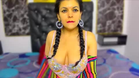 Snapshot of scarlett_w0lf chatting on 10-03-25, 03:20 Scarlett online show from 10-03-25, 03:20