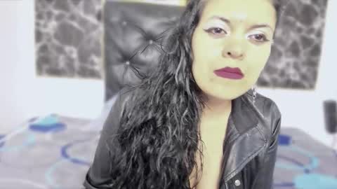 Scarlett online show from 11-10-25, 03:44