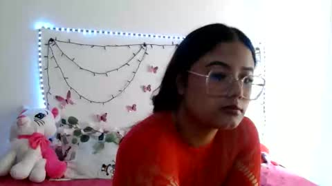 Snapshot of scarlettdoll666 chatting on 06-08-26, 12:49 Scarlett online show from 06-08-26, 12:49