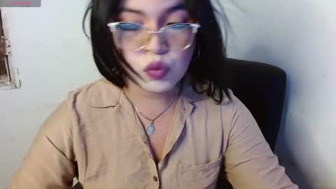 Snapshot of scarlette_mason_1 chatting on 07-02-26, 08:37 KARLA online show from 07-02-26, 08:37