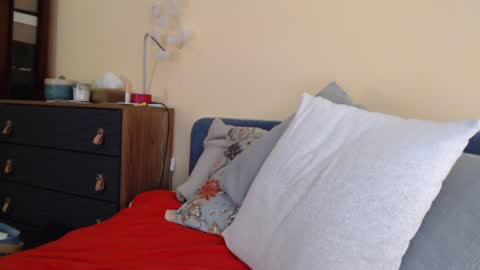 Snapshot of scarlettford chatting on 01-04-25, 05:26 Scarlett online show from 01-04-25, 05:26