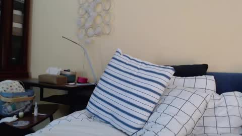 Snapshot of scarlettford chatting on 02-19-25, 06:00 Scarlett online show from 02-19-25, 06:00