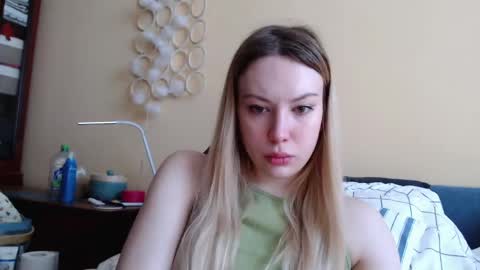 Snapshot of scarlettford chatting on 02-21-25, 10:28 Scarlett online show from 02-21-25, 10:28
