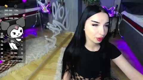 scarlettjakobs online show from 11-20-25, 07:30