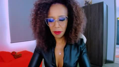 Snapshot of scarlettmalbec chatting on 06-05-26, 10:15 Scarlett online show from 06-05-26, 10:15