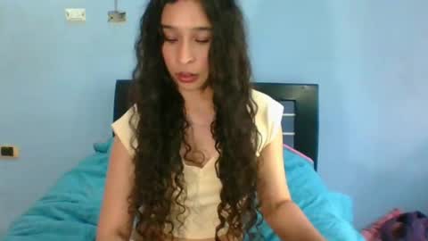 Snapshot of scarlettscottx chatting on 05-25-26, 09:43 Nataly online show from 05-25-26, 09:43