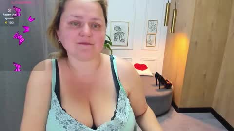 Scarlett online show from 09-15-25, 05:29