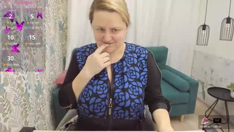 Scarlett online show from 11-23-25, 05:18