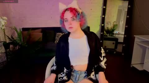Scarlett online show from 05-17-26, 05:27