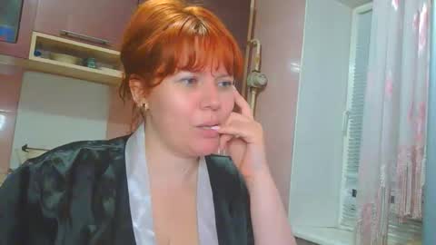 Snapshot of scarlettwave chatting on 05-21-26, 09:55 Anya online show from 05-21-26, 09:55