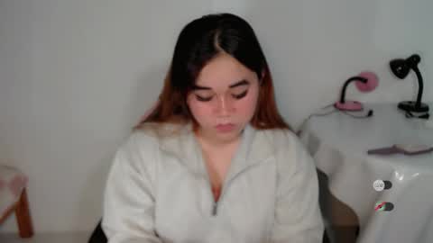 Snapshot of scarletvamp chatting on 04-30-26, 05:03 scarletvamp online show from 04-30-26, 05:03