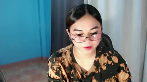 Snapshot of scarletvamp chatting on 06-19-26, 07:01 scarletvamp online show from 06-19-26, 07:01